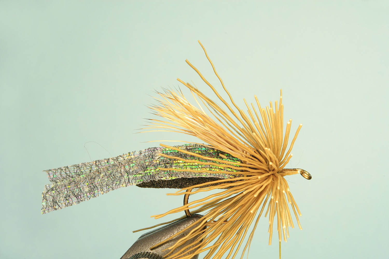 Silicone Wing Cidada Fly - Tying Step 6